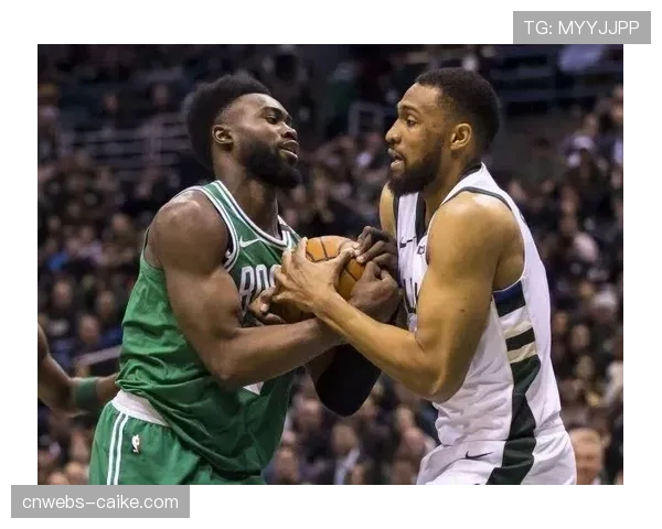 亚马逊与联盟达成协议,将直播2026年季后赛部分首轮比赛 亚马逊与联盟达成协议,将直播2026年季后赛部分首轮比赛